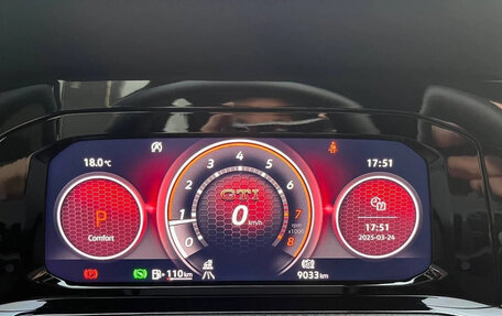 Volkswagen Golf GTI, 2022 год, 2 350 955 рублей, 6 фотография