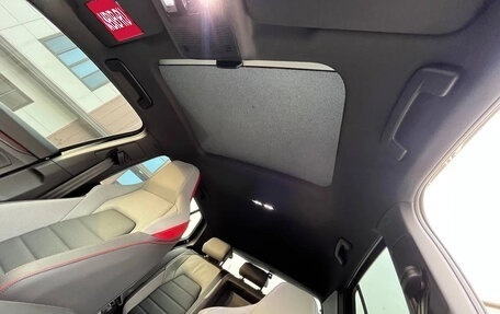 Volkswagen Golf GTI, 2022 год, 2 350 955 рублей, 10 фотография