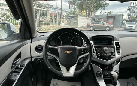 Chevrolet Cruze II, 2011 год, 819 000 рублей, 11 фотография
