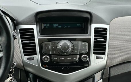 Chevrolet Cruze II, 2011 год, 819 000 рублей, 20 фотография