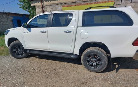 Toyota Hilux VIII, 2021 год, 3 200 000 рублей, 4 фотография