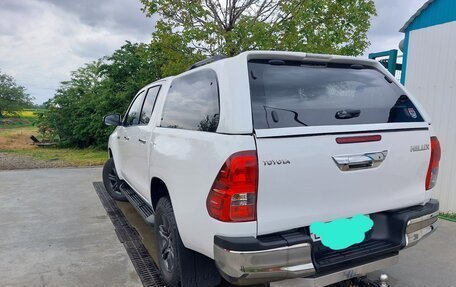 Toyota Hilux VIII, 2021 год, 3 200 000 рублей, 11 фотография