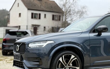 Volvo XC90 II рестайлинг, 2022 год, 4 820 000 рублей, 3 фотография