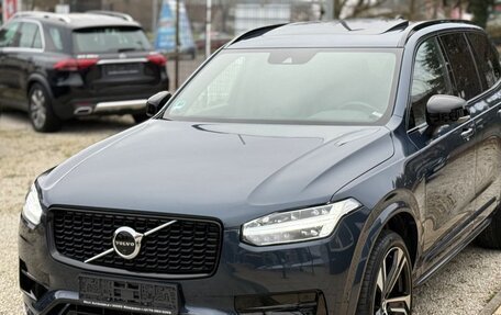 Volvo XC90 II рестайлинг, 2022 год, 4 820 000 рублей, 4 фотография
