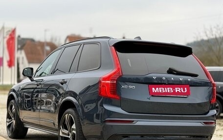 Volvo XC90 II рестайлинг, 2022 год, 4 820 000 рублей, 5 фотография