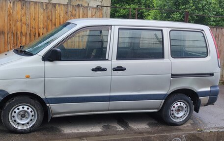Toyota Town Ace III, 1999 год, 435 000 рублей, 3 фотография