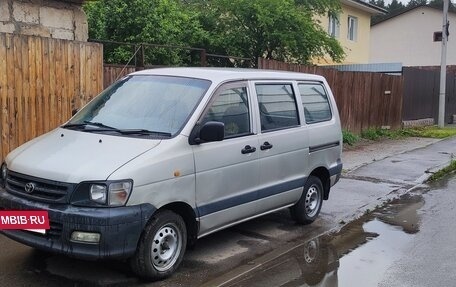 Toyota Town Ace III, 1999 год, 435 000 рублей, 2 фотография