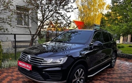 Volkswagen Touareg III, 2017 год, 3 560 000 рублей, 3 фотография