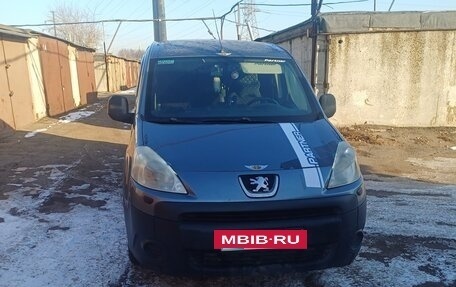 Peugeot Partner II рестайлинг 2, 2010 год, 520 000 рублей, 4 фотография