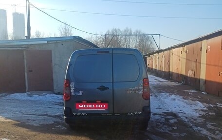 Peugeot Partner II рестайлинг 2, 2010 год, 520 000 рублей, 2 фотография