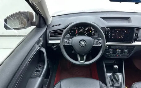 Skoda Kamiq I, 2022 год, 1 400 000 рублей, 8 фотография