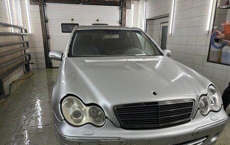 Mercedes-Benz C-Класс, 2002 год, 375 000 рублей, 1 фотография