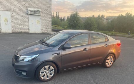 KIA Rio III рестайлинг, 2015 год, 970 000 рублей, 4 фотография