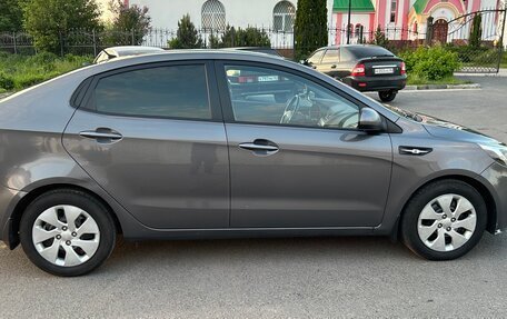 KIA Rio III рестайлинг, 2015 год, 970 000 рублей, 5 фотография