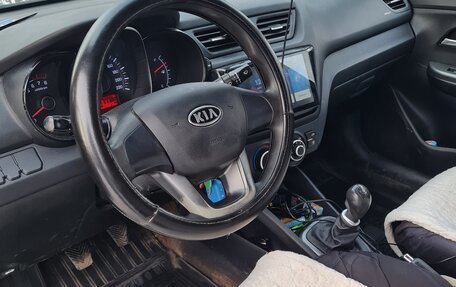 KIA Rio III рестайлинг, 2011 год, 620 000 рублей, 4 фотография
