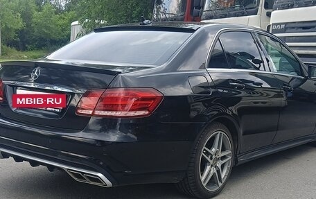 Mercedes-Benz E-Класс, 2013 год, 1 950 000 рублей, 4 фотография