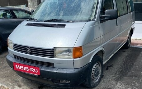 Volkswagen Transporter T4, 2001 год, 1 000 000 рублей, 2 фотография