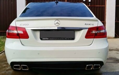 Mercedes-Benz E-Класс, 2011 год, 1 550 000 рублей, 2 фотография