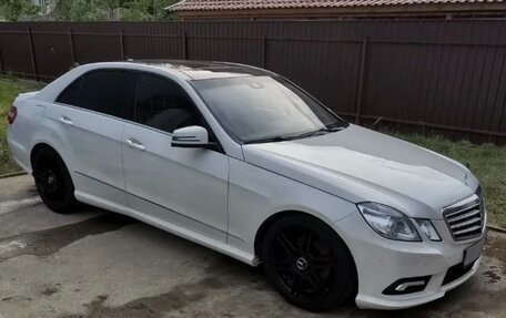Mercedes-Benz E-Класс, 2011 год, 1 550 000 рублей, 5 фотография