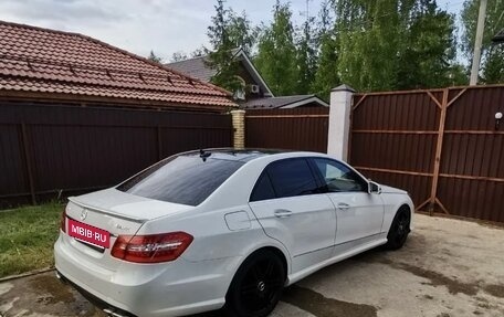 Mercedes-Benz E-Класс, 2011 год, 1 550 000 рублей, 6 фотография