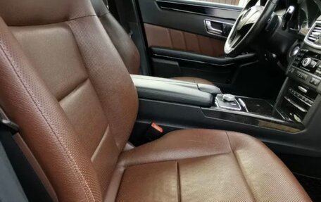 Mercedes-Benz E-Класс, 2011 год, 1 550 000 рублей, 16 фотография