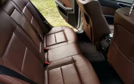 Mercedes-Benz E-Класс, 2011 год, 1 550 000 рублей, 24 фотография