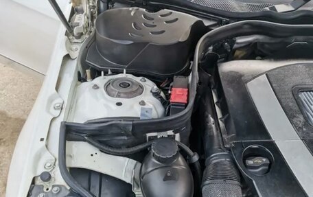 Mercedes-Benz E-Класс, 2011 год, 1 550 000 рублей, 34 фотография