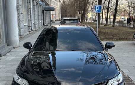 Toyota Camry, 2020 год, 3 030 000 рублей, 4 фотография