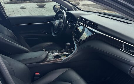Toyota Camry, 2020 год, 3 030 000 рублей, 11 фотография