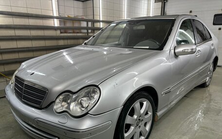 Mercedes-Benz C-Класс, 2002 год, 375 000 рублей, 2 фотография