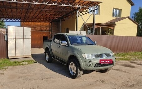 Mitsubishi L200 IV рестайлинг, 2011 год, 1 000 000 рублей, 4 фотография
