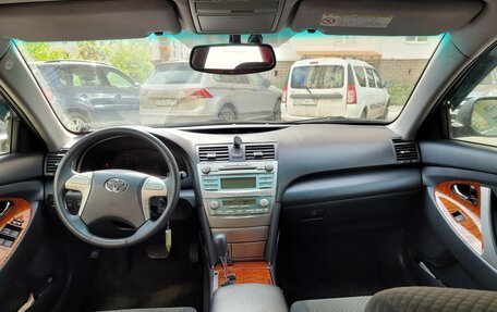 Toyota Camry, 2008 год, 1 300 000 рублей, 18 фотография