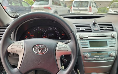 Toyota Camry, 2008 год, 1 300 000 рублей, 32 фотография
