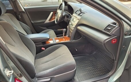 Toyota Camry, 2008 год, 1 300 000 рублей, 23 фотография