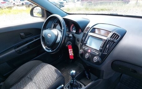 KIA cee'd I рестайлинг, 2009 год, 569 000 рублей, 26 фотография