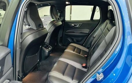 Volvo V60 II, 2021 год, 3 150 000 рублей, 12 фотография
