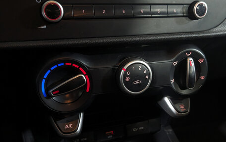 KIA Rio IV, 2021 год, 1 195 000 рублей, 19 фотография