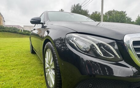 Mercedes-Benz E-Класс, 2018 год, 2 200 000 рублей, 8 фотография