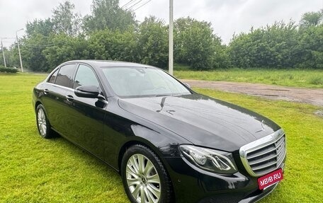 Mercedes-Benz E-Класс, 2018 год, 2 200 000 рублей, 2 фотография