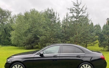 Mercedes-Benz E-Класс, 2018 год, 2 200 000 рублей, 13 фотография