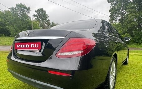 Mercedes-Benz E-Класс, 2018 год, 2 200 000 рублей, 10 фотография