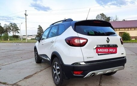 Renault Kaptur I рестайлинг, 2019 год, 1 850 000 рублей, 11 фотография
