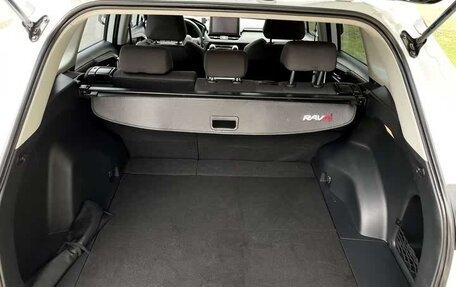 Toyota RAV4, 2022 год, 2 132 600 рублей, 20 фотография
