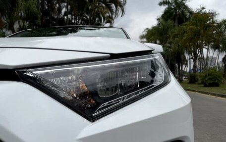 Toyota RAV4, 2022 год, 2 132 600 рублей, 9 фотография