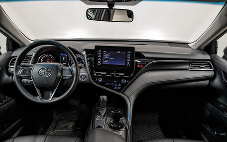 Toyota Camry, 2022 год, 2 995 000 рублей, 14 фотография