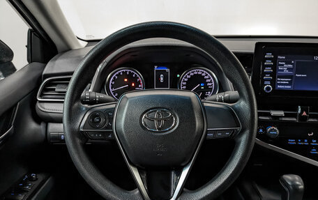 Toyota Camry, 2022 год, 2 995 000 рублей, 21 фотография