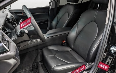 Toyota Camry, 2022 год, 2 995 000 рублей, 20 фотография