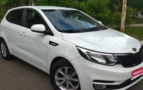 KIA Rio III рестайлинг, 2017 год, 875 000 рублей, 1 фотография