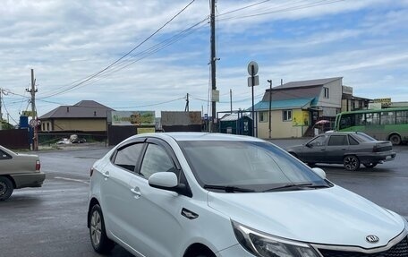 KIA Rio III рестайлинг, 2016 год, 850 000 рублей, 2 фотография