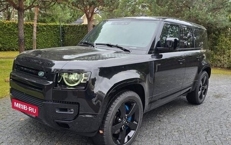 Land Rover Defender II, 2021 год, 27 000 000 рублей, 3 фотография